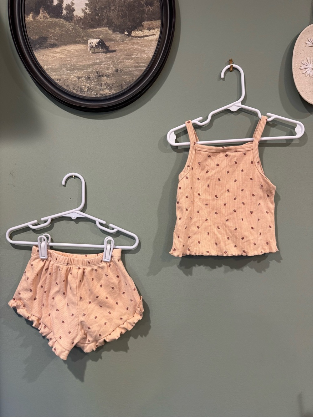 QUINCY MAE toddler girls 2 piece strawberry set - Picture 3 of 7